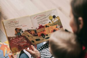 Leia mais sobre o artigo O Tomate que Faz Parte: o livro infantil que transforma a relação das crianças com a comida